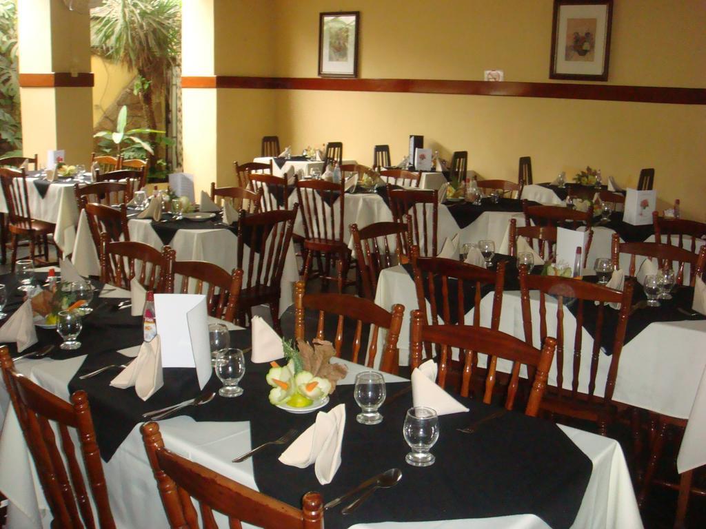 Hotel Lopes Caxambu Extérieur photo